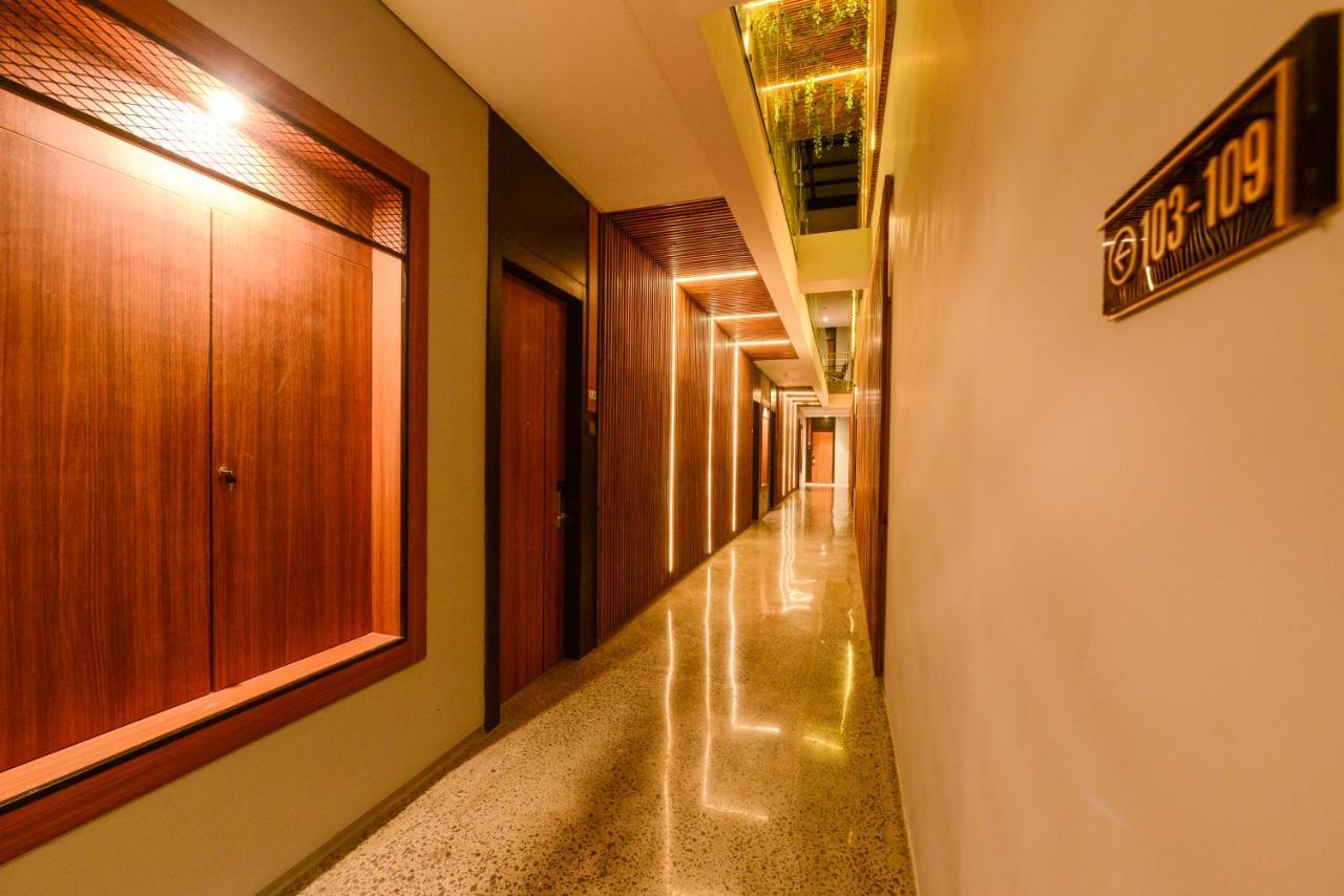 Nata Azana Hotel Solo Buitenkant foto