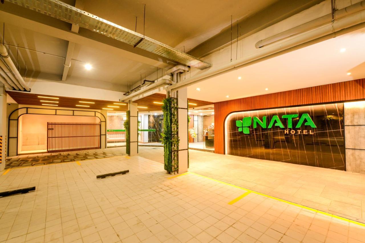 Nata Azana Hotel Solo Buitenkant foto