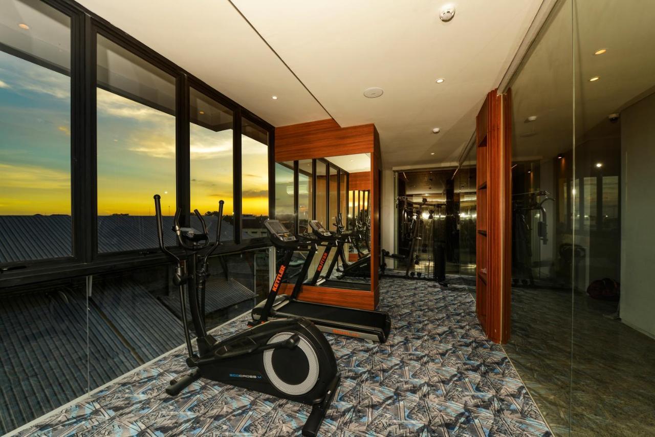 Nata Azana Hotel Solo Buitenkant foto