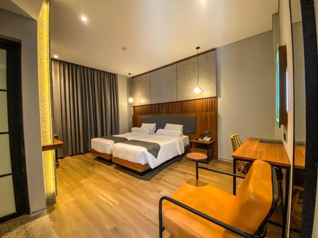 Nata Azana Hotel Solo Buitenkant foto