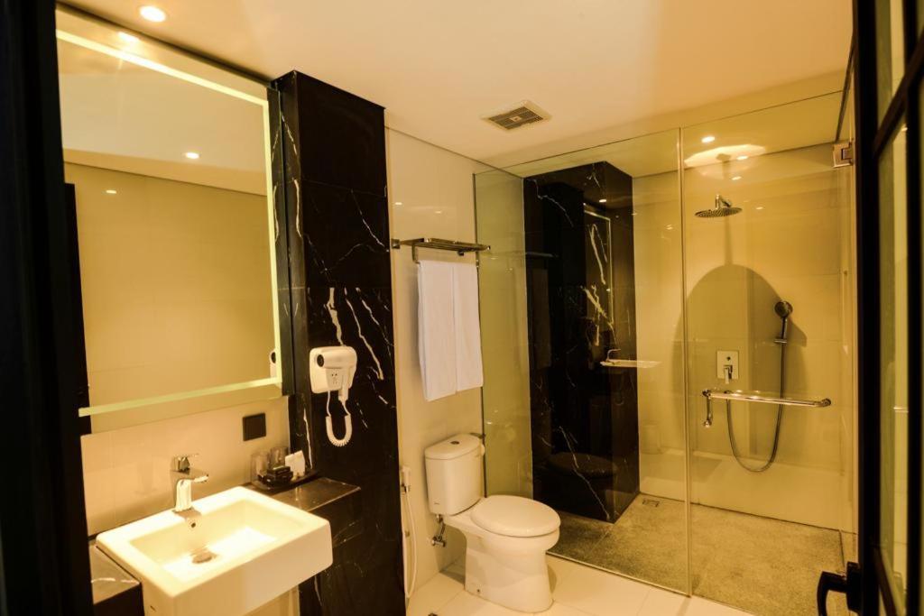 Nata Azana Hotel Solo Buitenkant foto